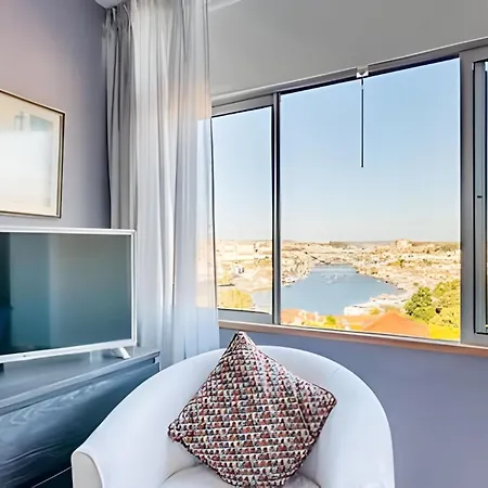 Stunning View By Bnbhost Apartamento *