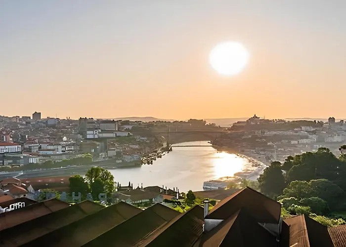 Stunning View By Bnbhost דירה וילה נובה דה גאיה