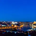 아파트 Stunning View By Bnbhost *