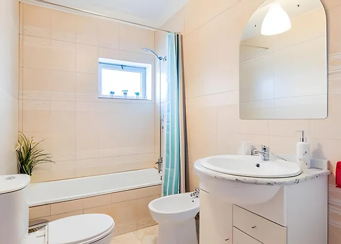 Stunning View By Bnbhost Apartment